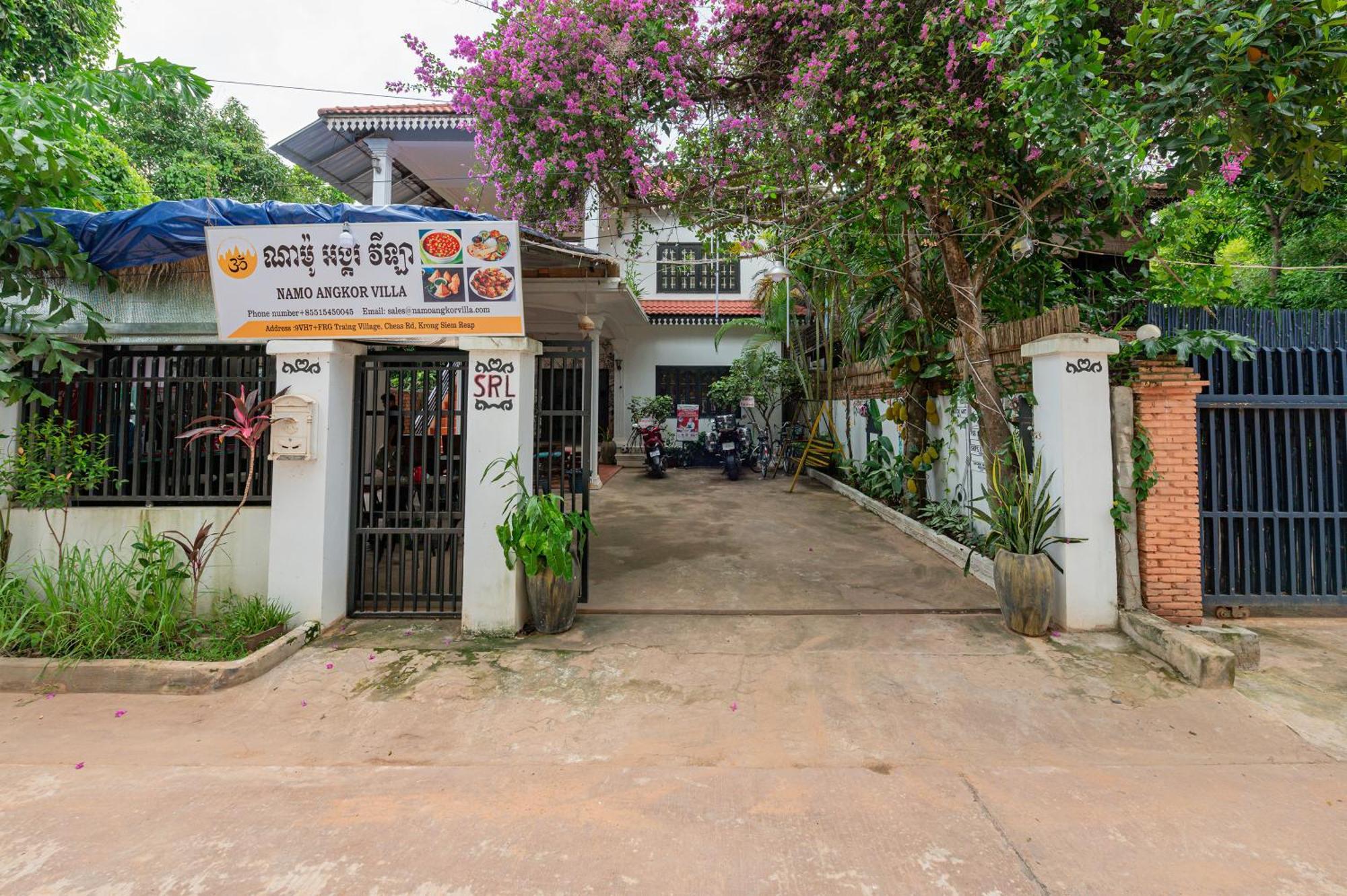 Namo Angkor Villa Сіємреап Екстер'єр фото